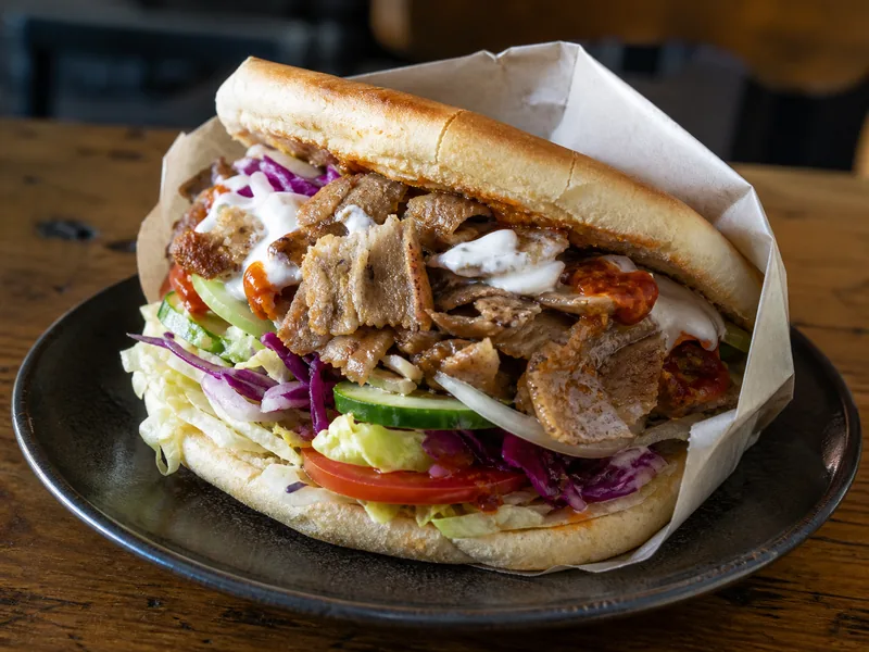 Danie Kebab w bułce