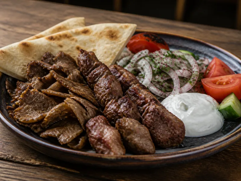 Danie Kebab z baraniną