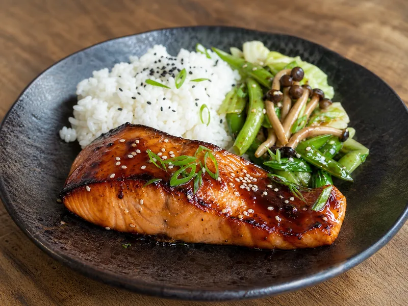 Danie Łosoś teriyaki