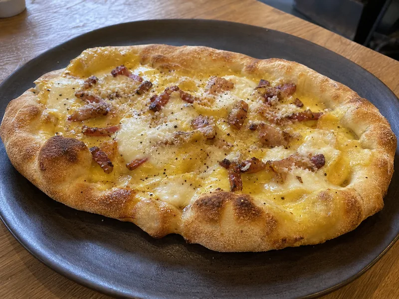 Danie Pinsa Carbonara
