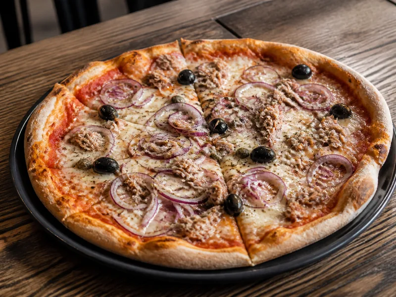 Danie Pizza Tonno