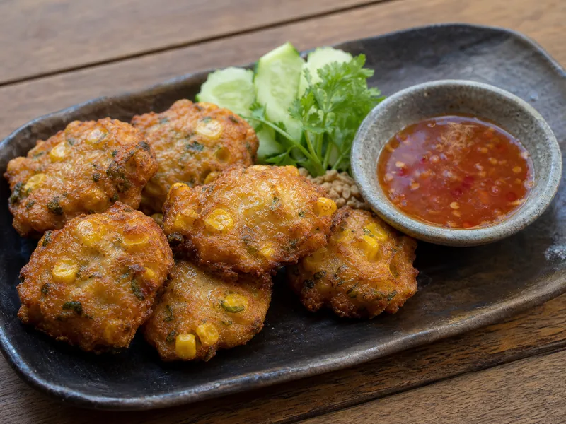 Danie Tod Man Kai Khao Pod