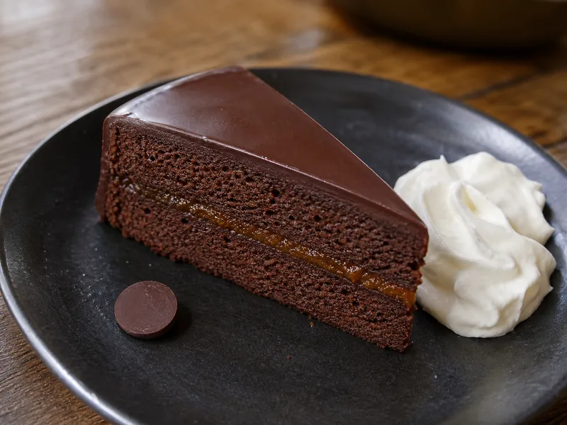 Danie Tort Sachera
